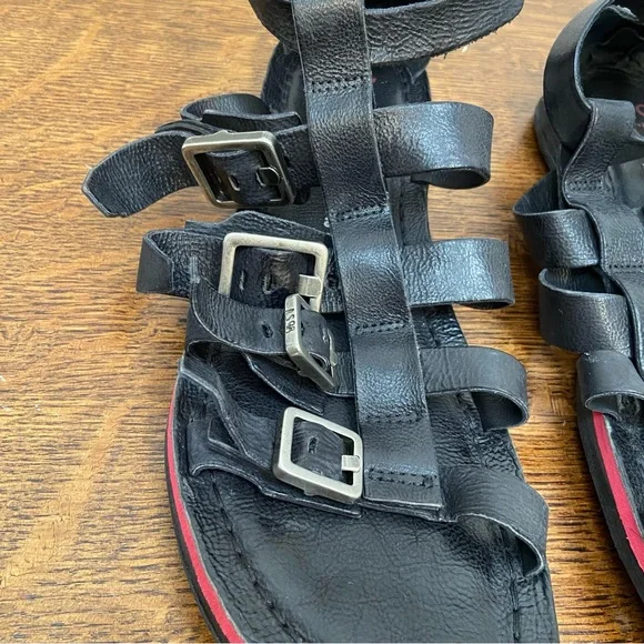 RARE A.S. 98 BLACK LEATHER BRANTLEY BUCKLE CAGE EDGY WOMENS 42 GLADIATOR SANDAL